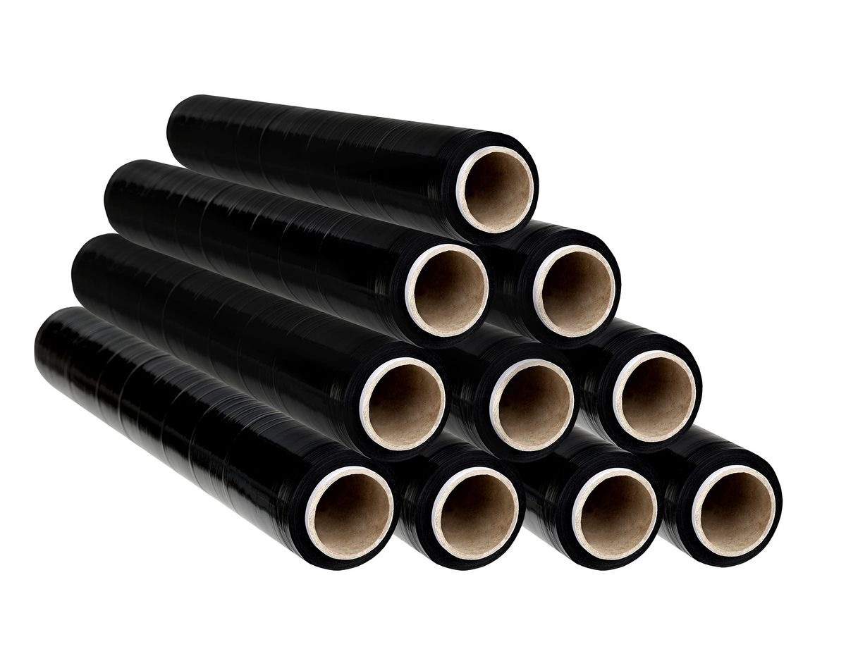 Umzug Berlin – Möbel werden in den Transporter geladen